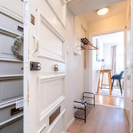 Huoneisto Elegant In Downtown - Free Wi-fi Helsinki