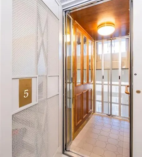 Elegant In Downtown - Free Wi-fi Διαμέρισμα *